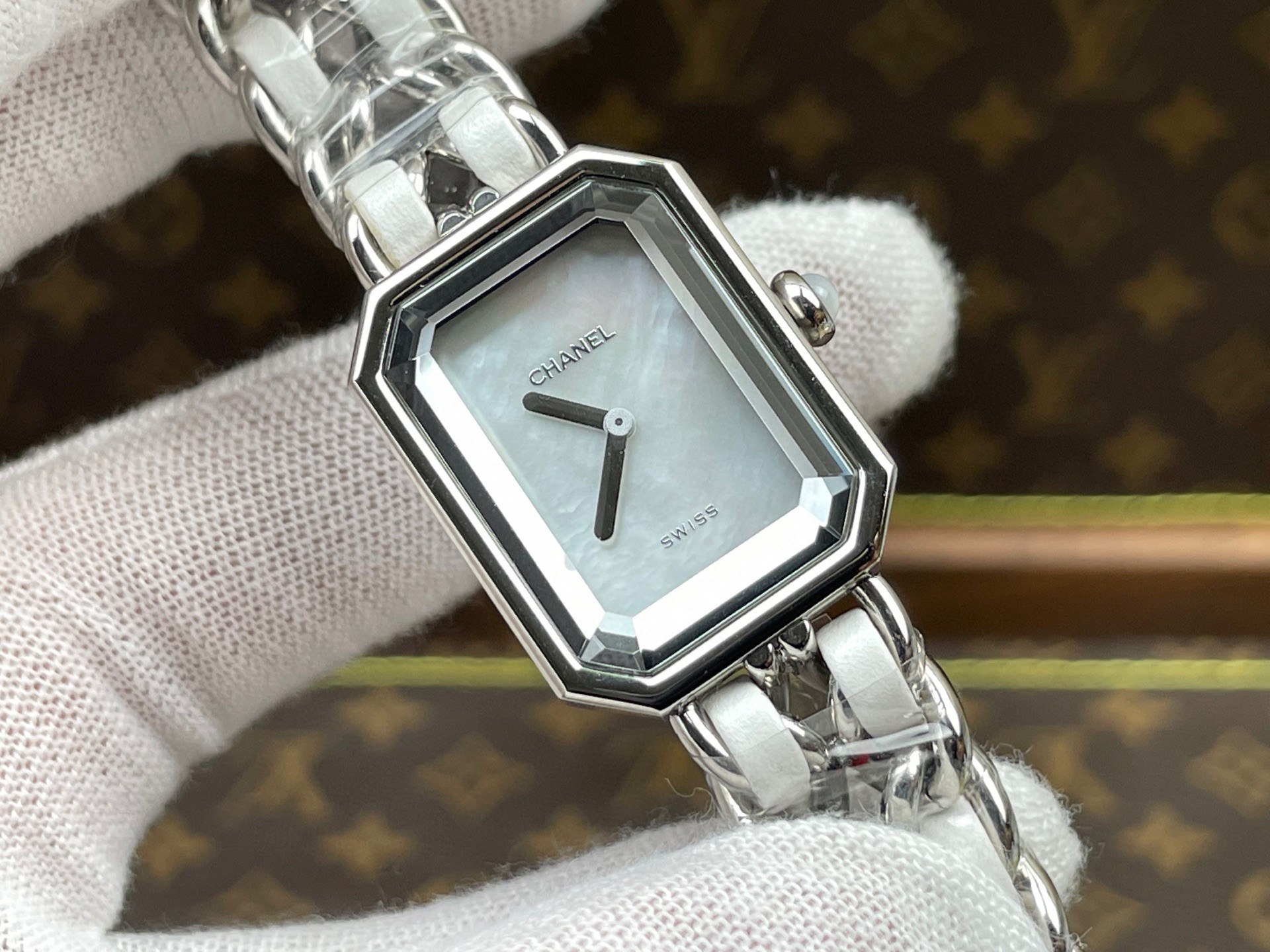 샤넬 여자 미러급 시계