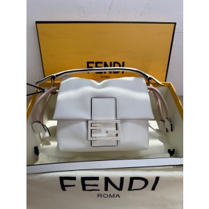 펜디 여자가방 8832/8833