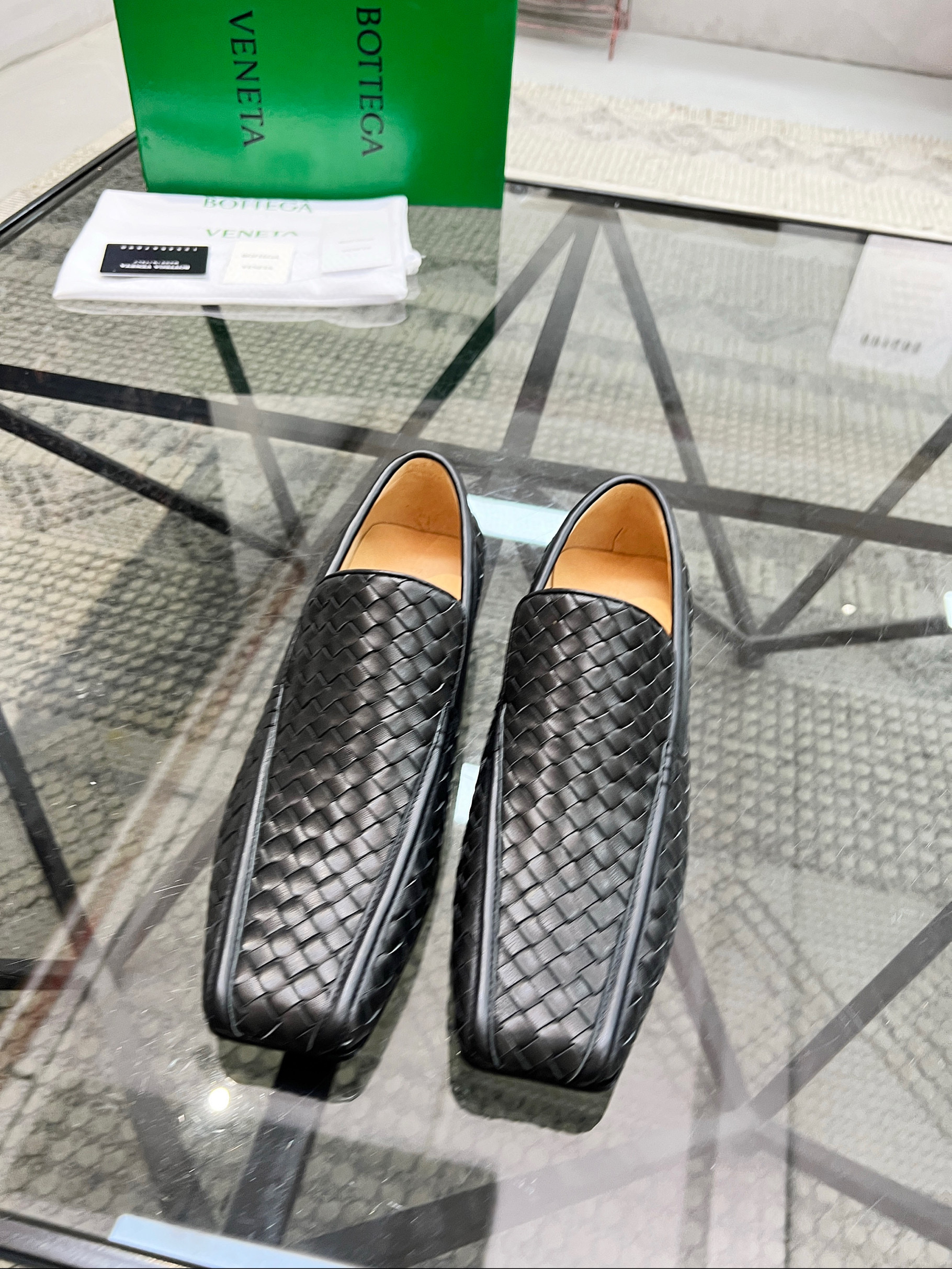 보테가베네타 남녀공용 구두