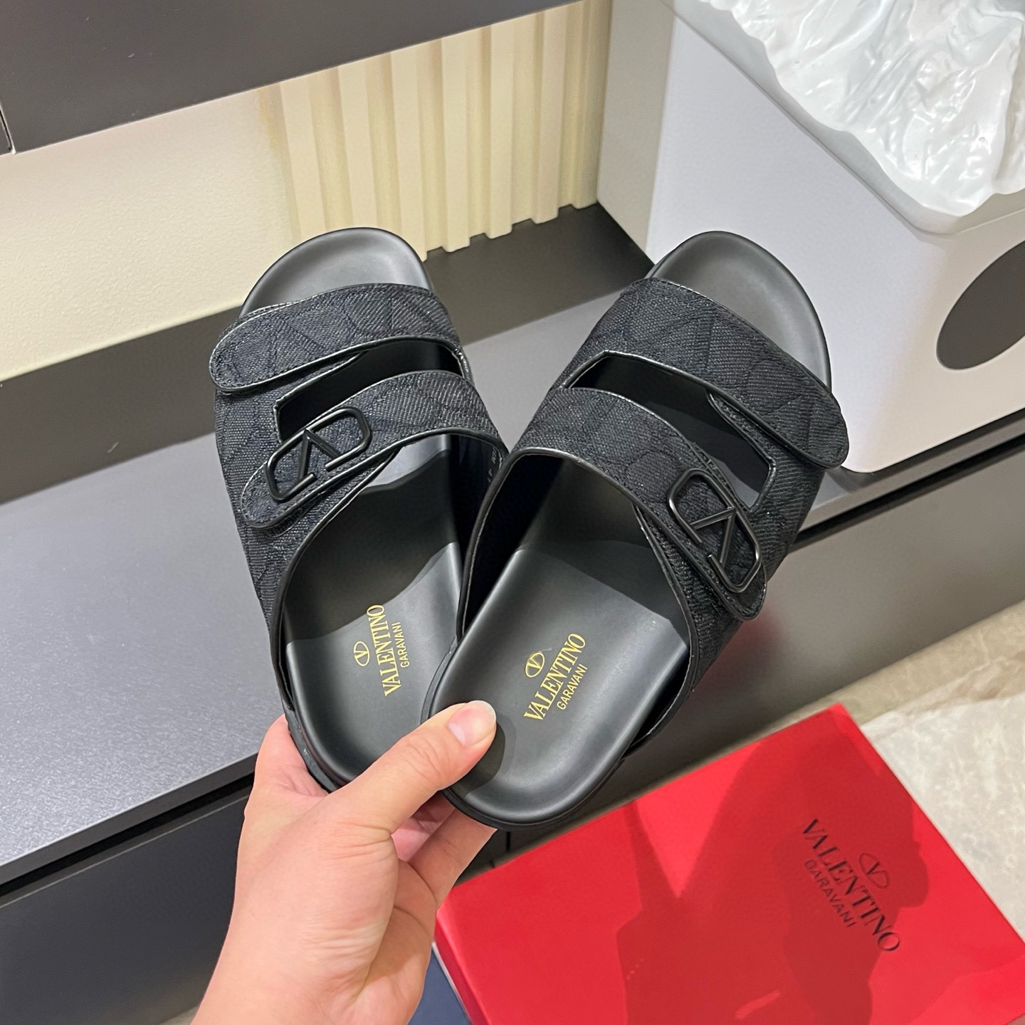 발렌티노 남자 슬리퍼