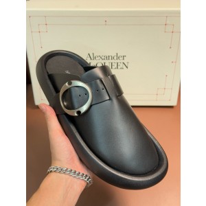 알렉산더 맥퀸 남녀공용 슬리퍼