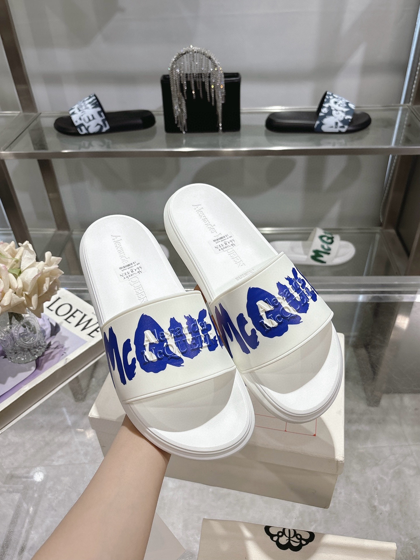 알렉산더 맥퀸 남녀공용 슬리퍼