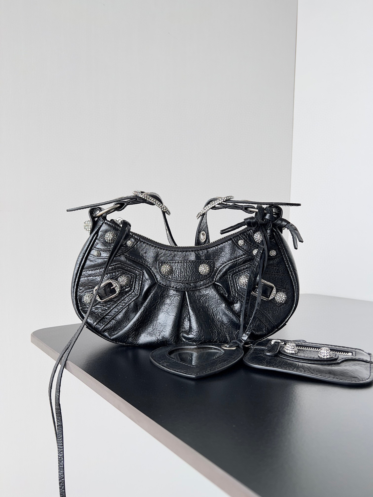 발렌시아가 네오 카골 시티백