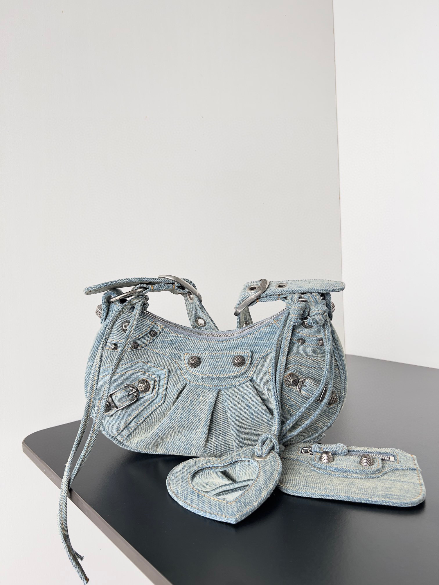 발렌시아가 네오 카골 시티백