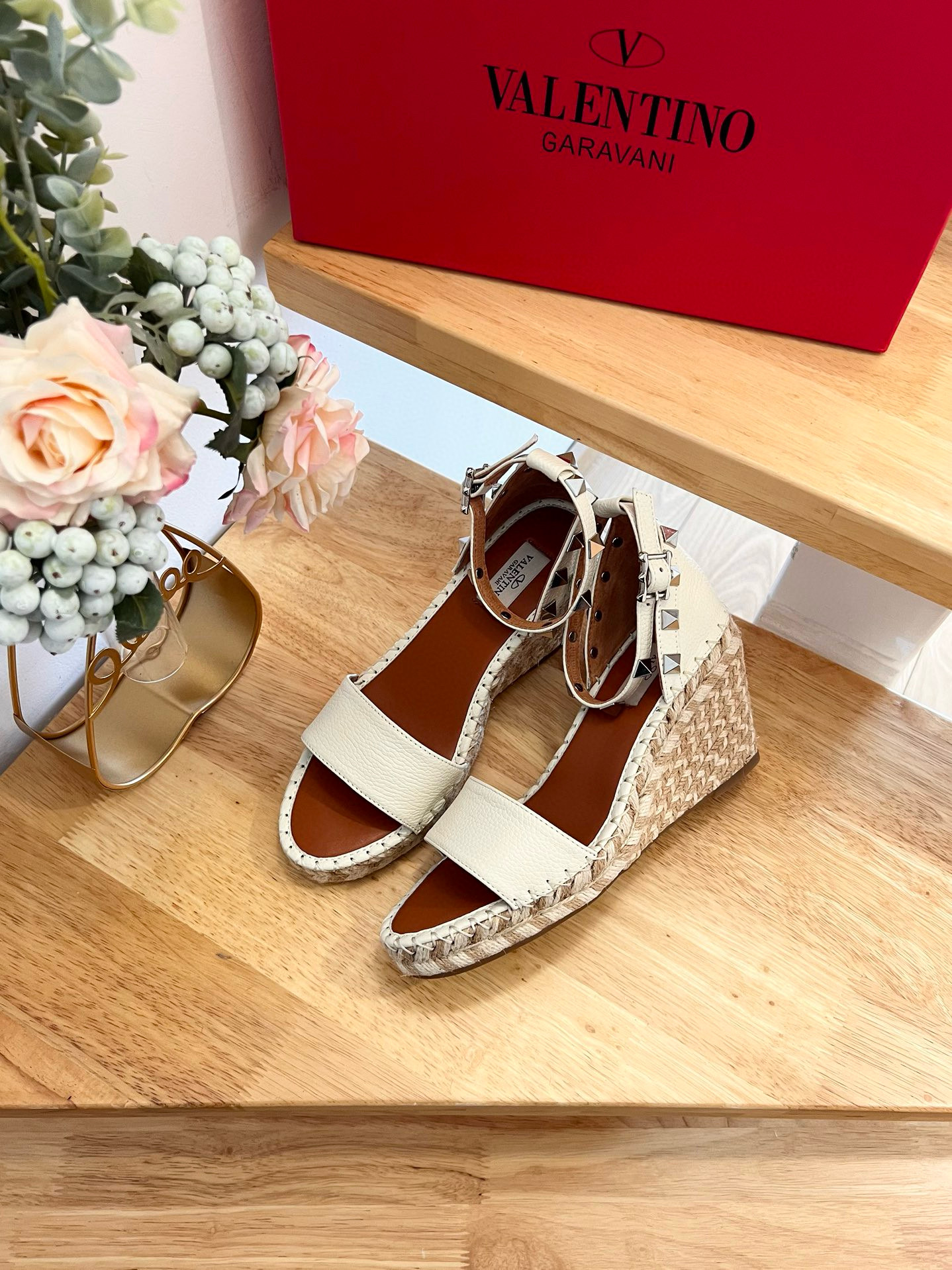 발렌티노 여자 샌들