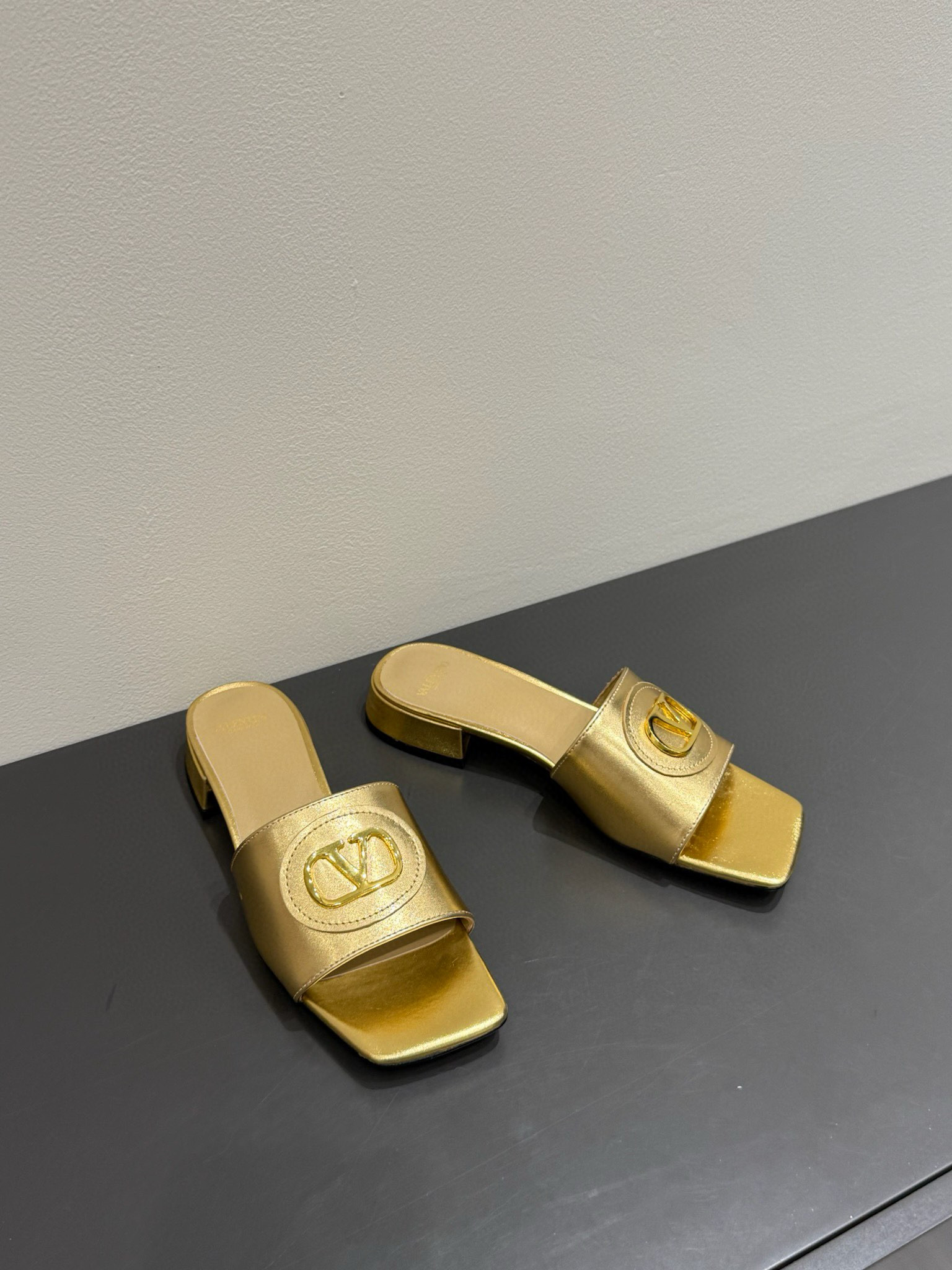 발렌티노 여자 슬리퍼