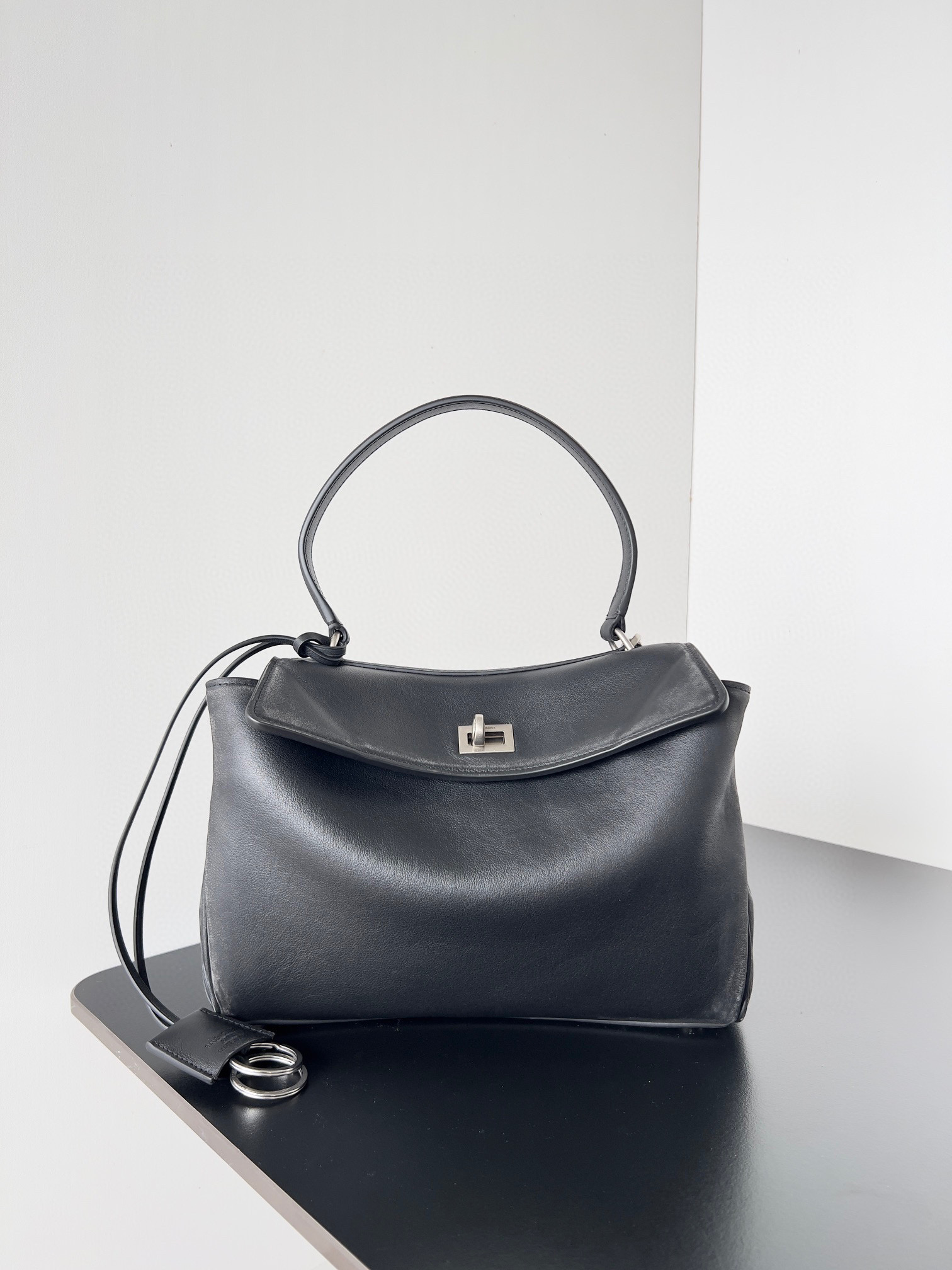 발렌시아가 여자가방