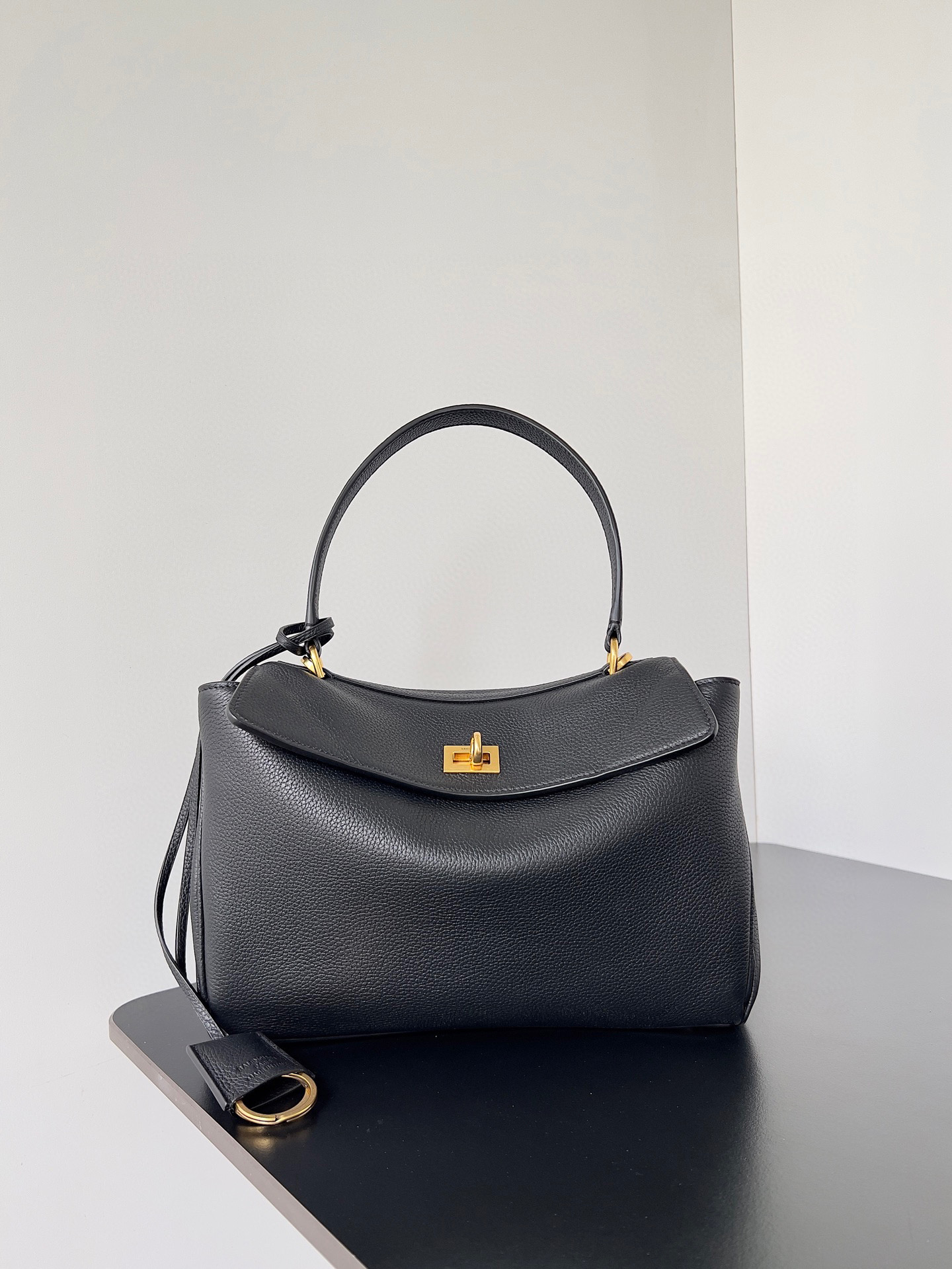 발렌시아가 여자가방