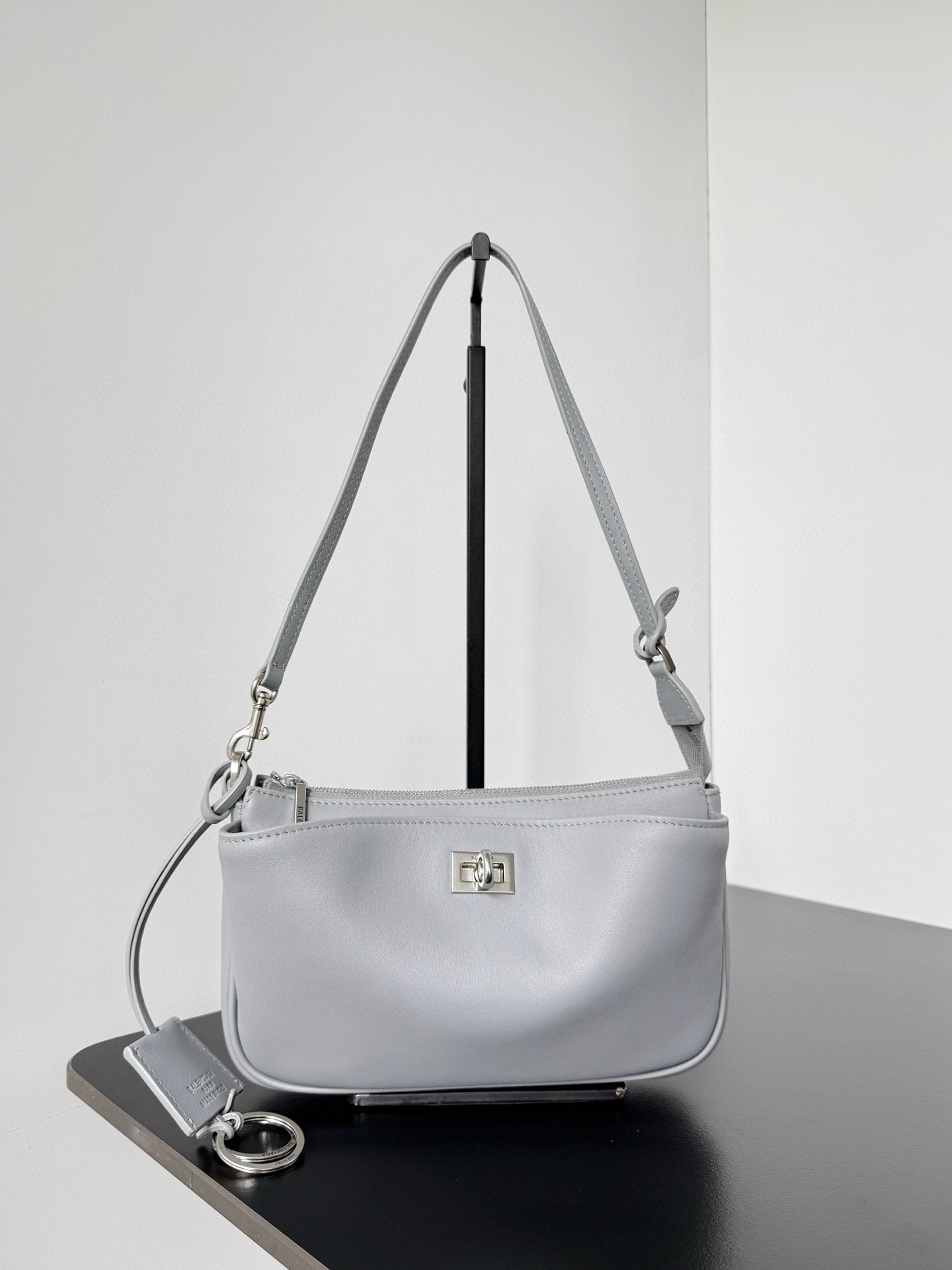 발렌시아가 여자가방