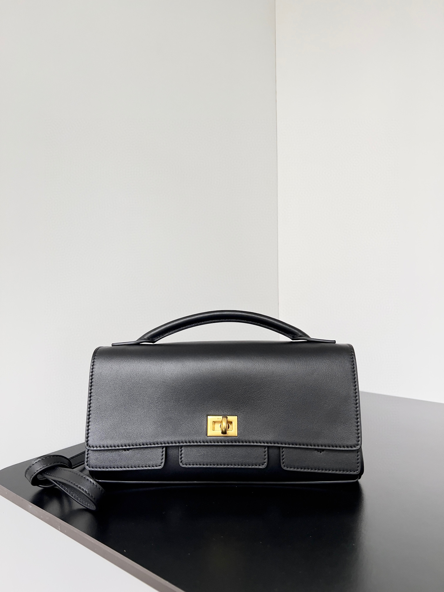 발렌시아가 여자가방