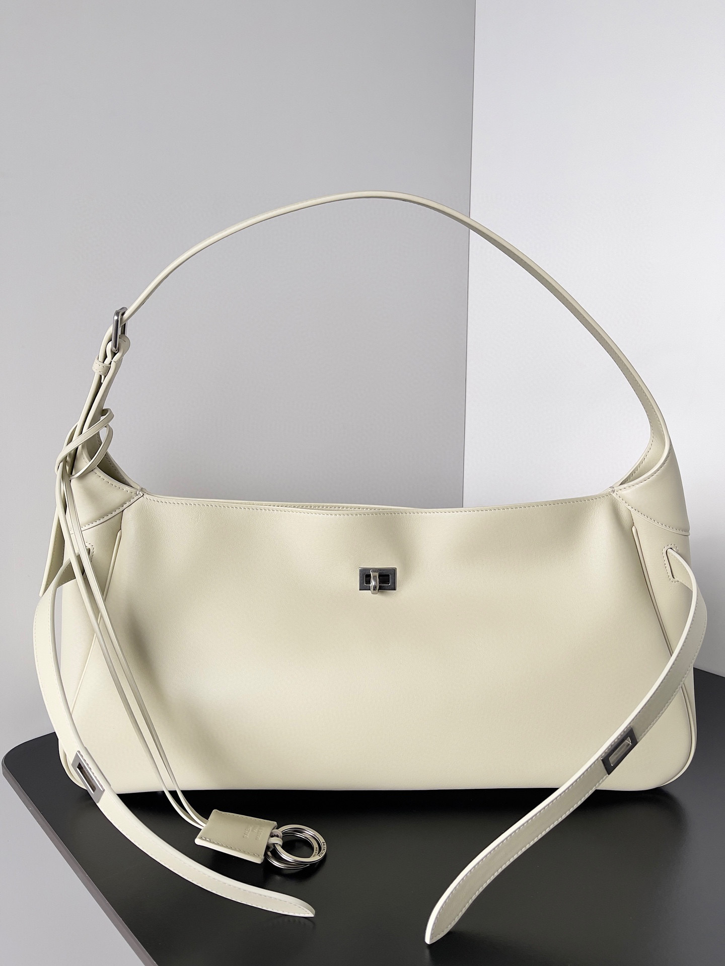 발렌시아가 여자가방