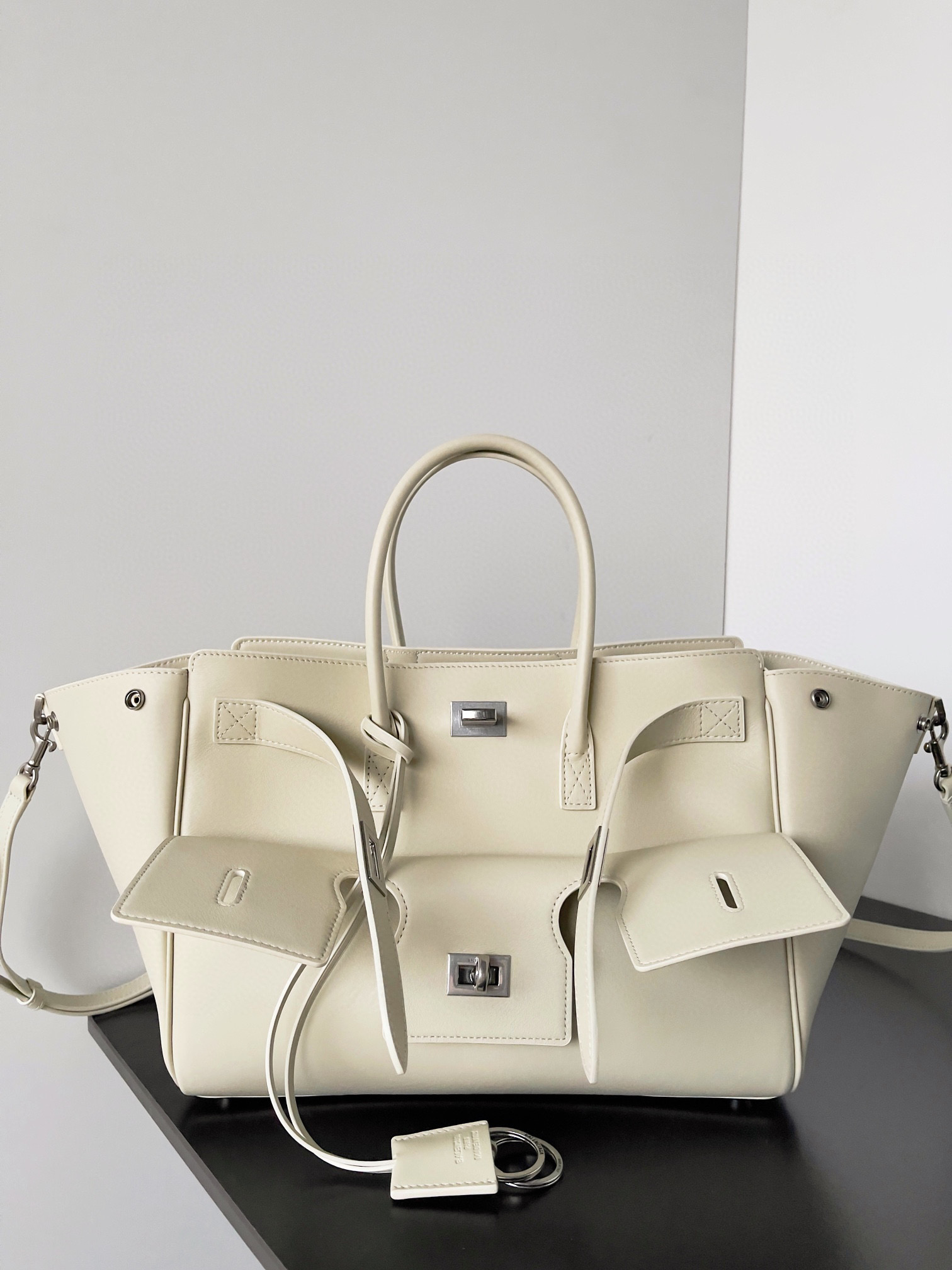 발렌시아가 여자가방