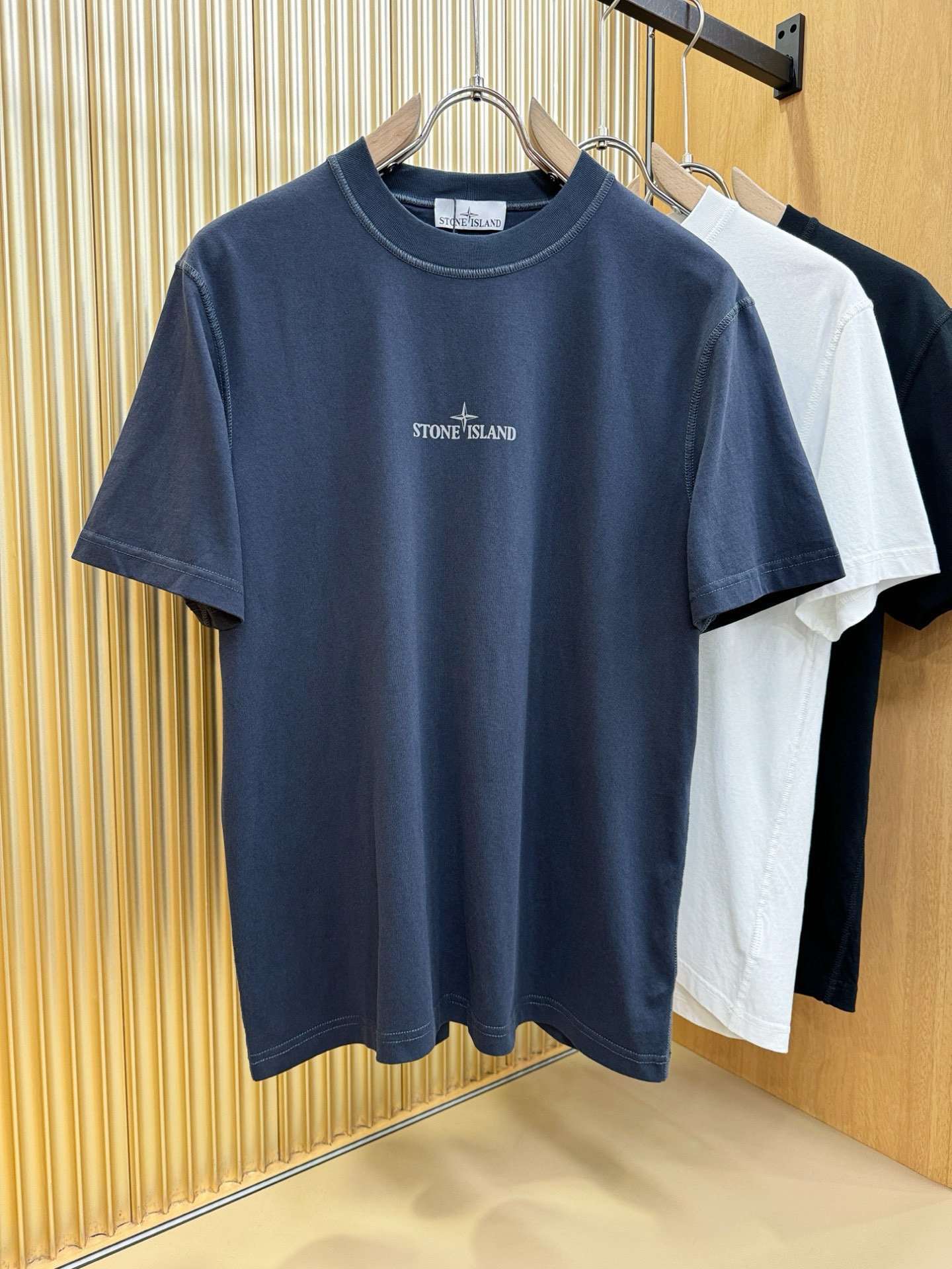 스톤아일랜드 반팔티