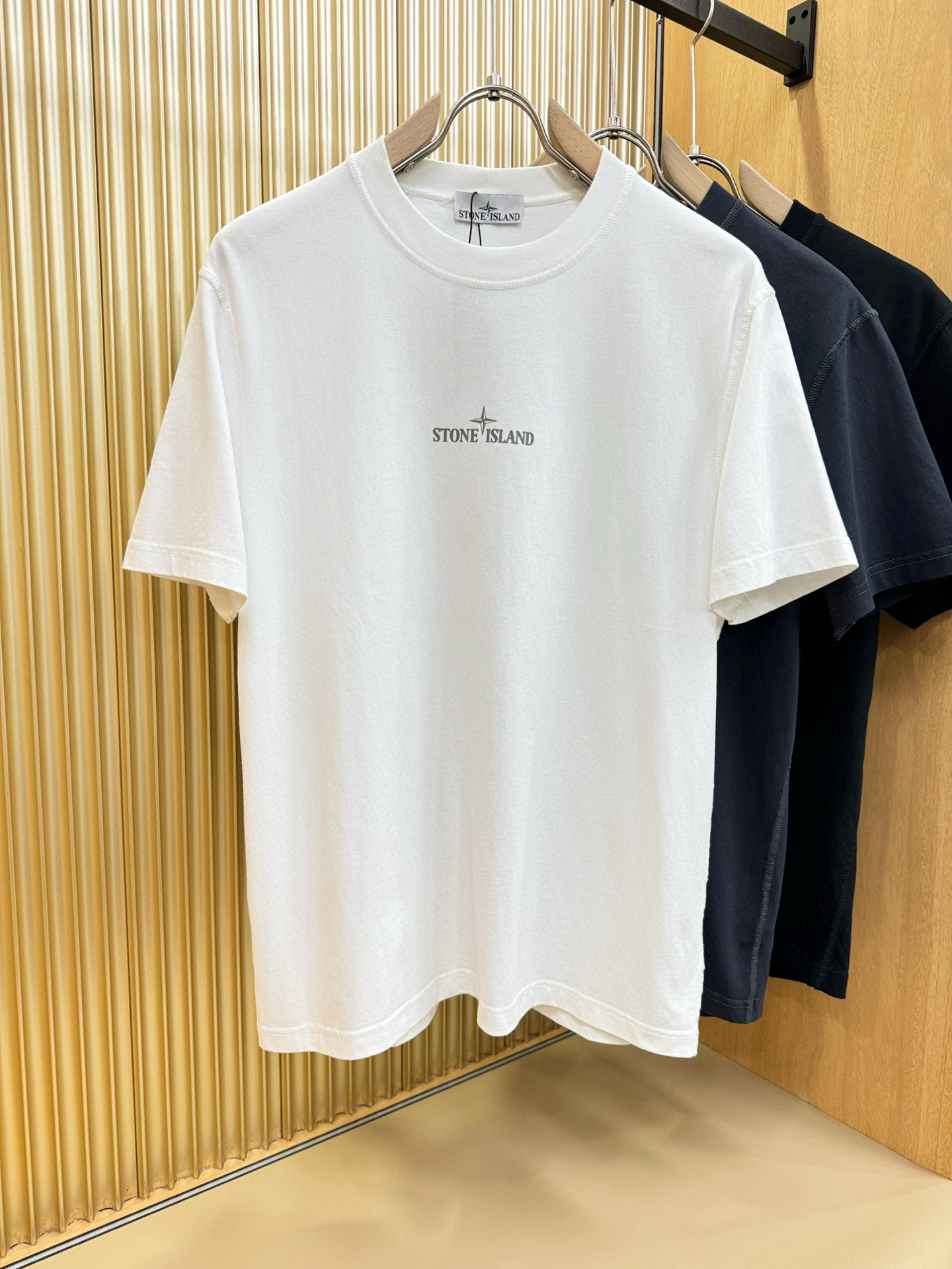 스톤아일랜드 반팔티