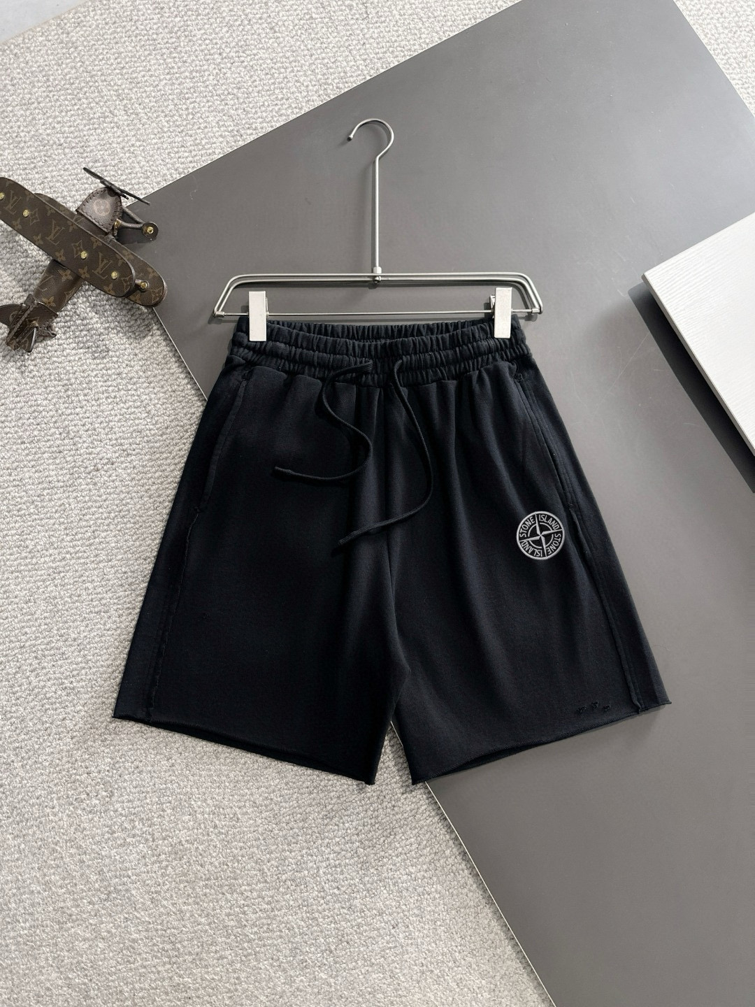 스톤아일랜드 반바지