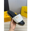 펜디 남자 슬리퍼