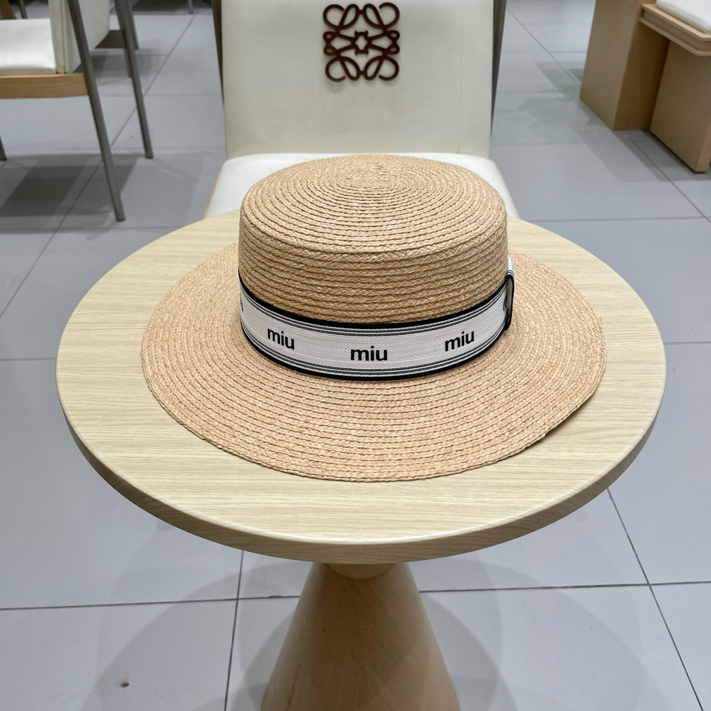 미우미우 모자