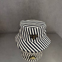 프라다 모자