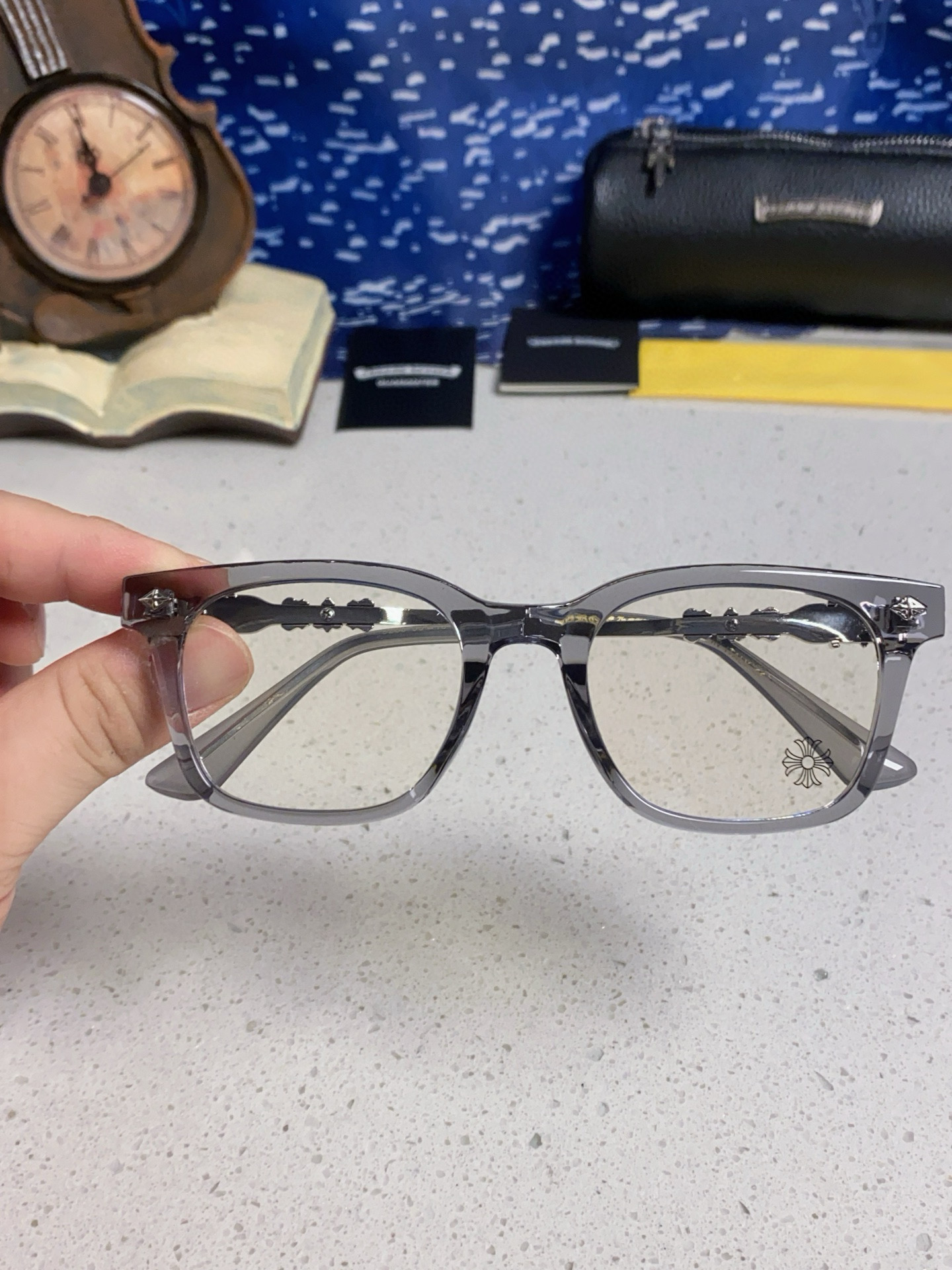 크롬하츠 선글라스