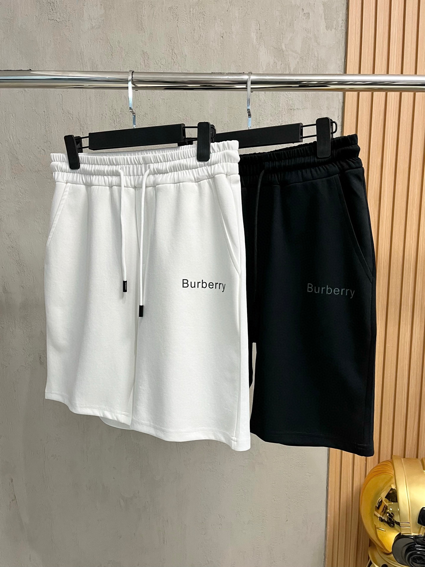 버버리 남자 반바지