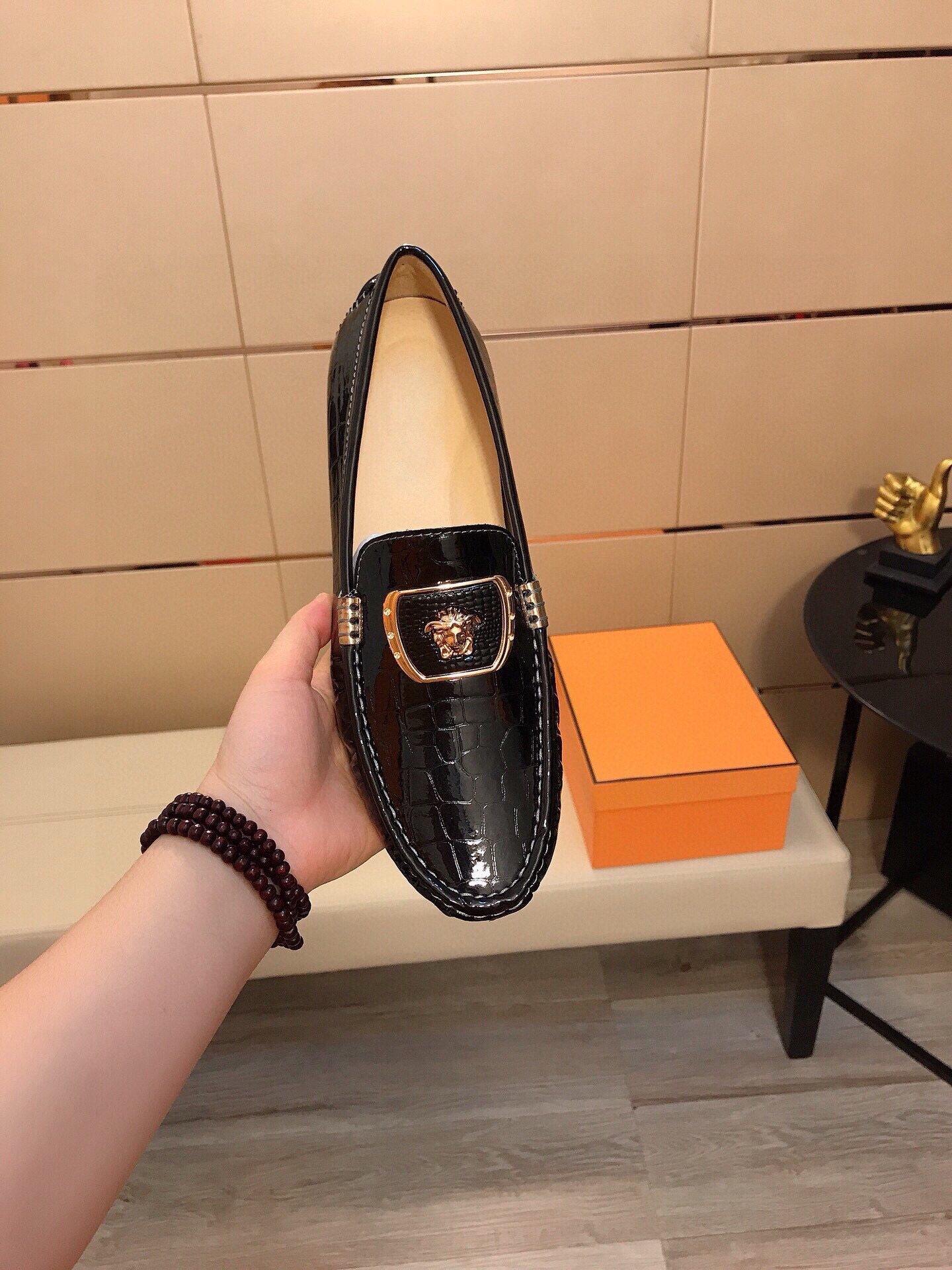 베르사체 남자 구두