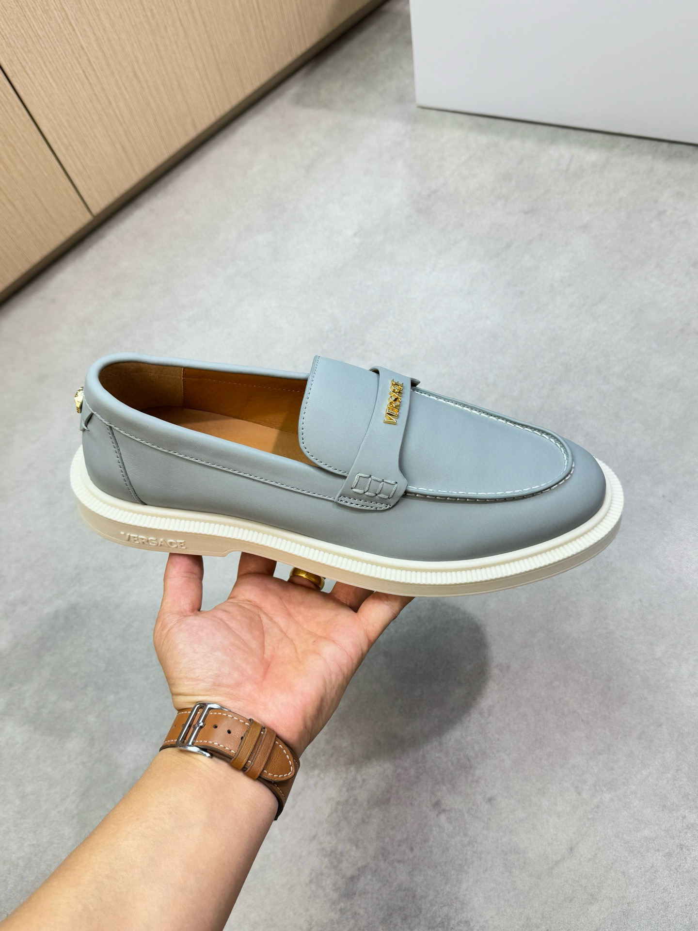 베르사체 남자 구두