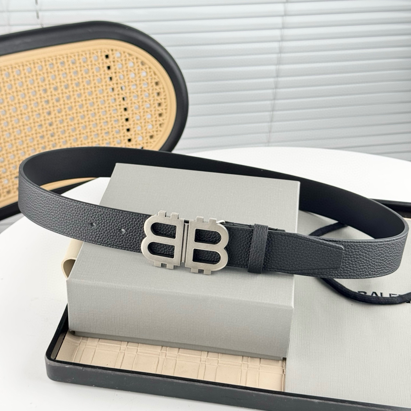 발렌시아가 남자 벨트