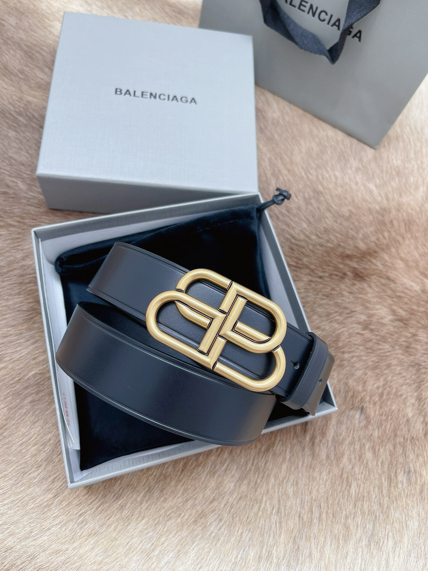 발렌시아가 남자 벨트