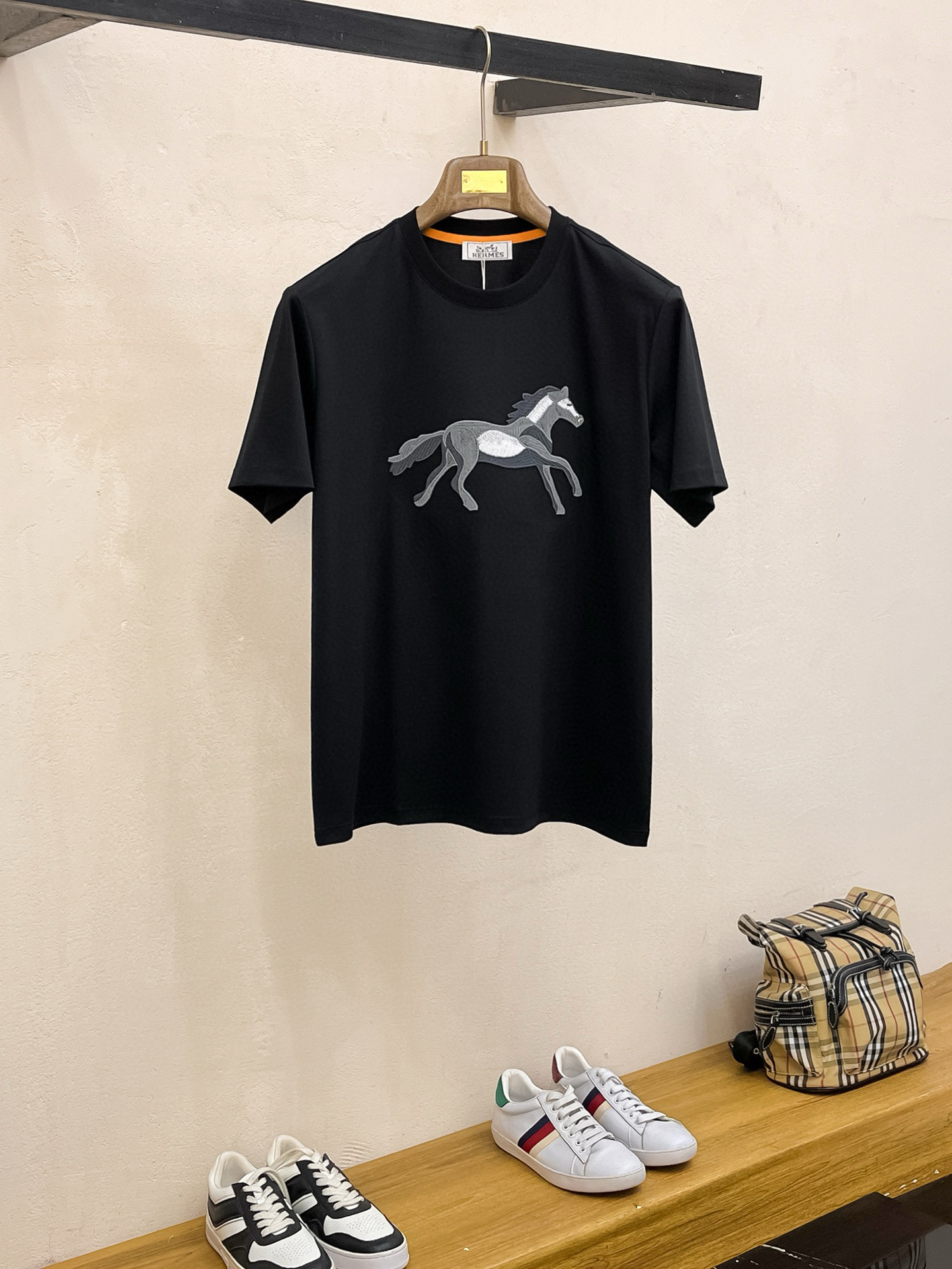 에르메스 남자 반팔티