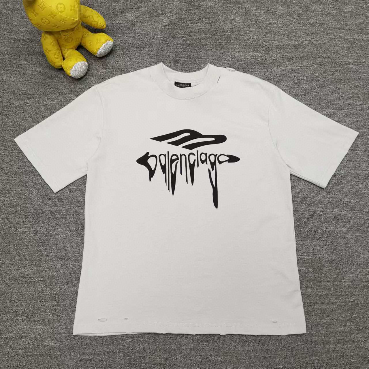 발렌시아가 남녀공용 반팔티