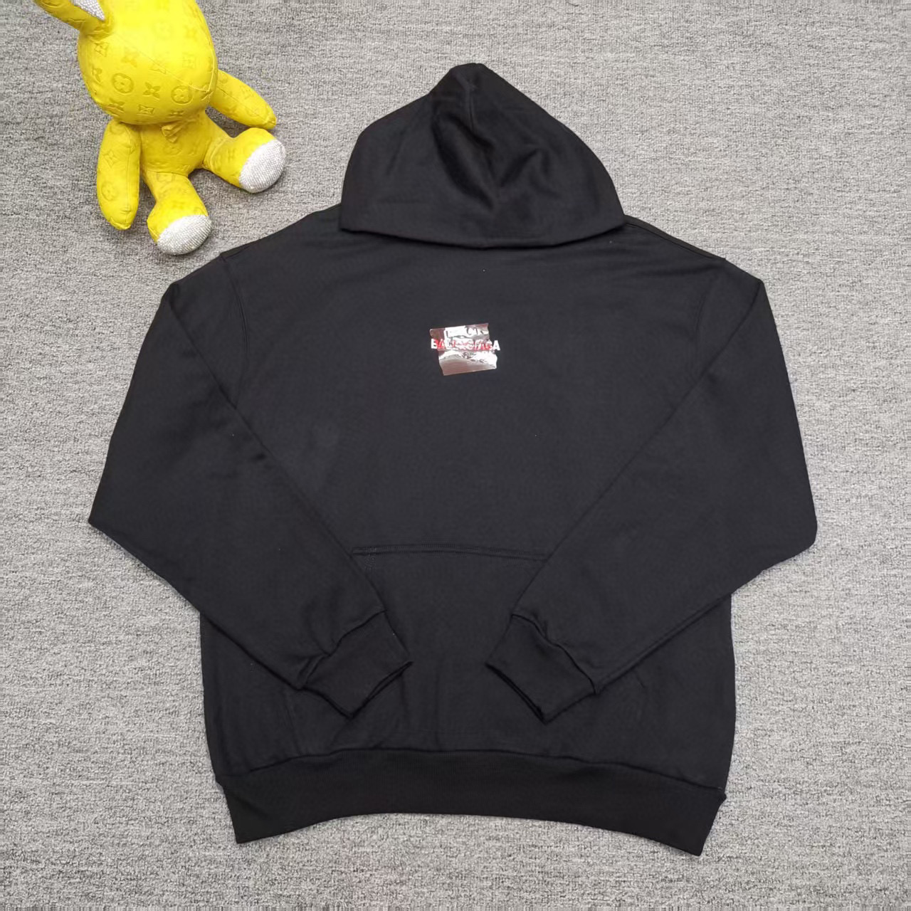 발렌시아가 남녀공용 후드티