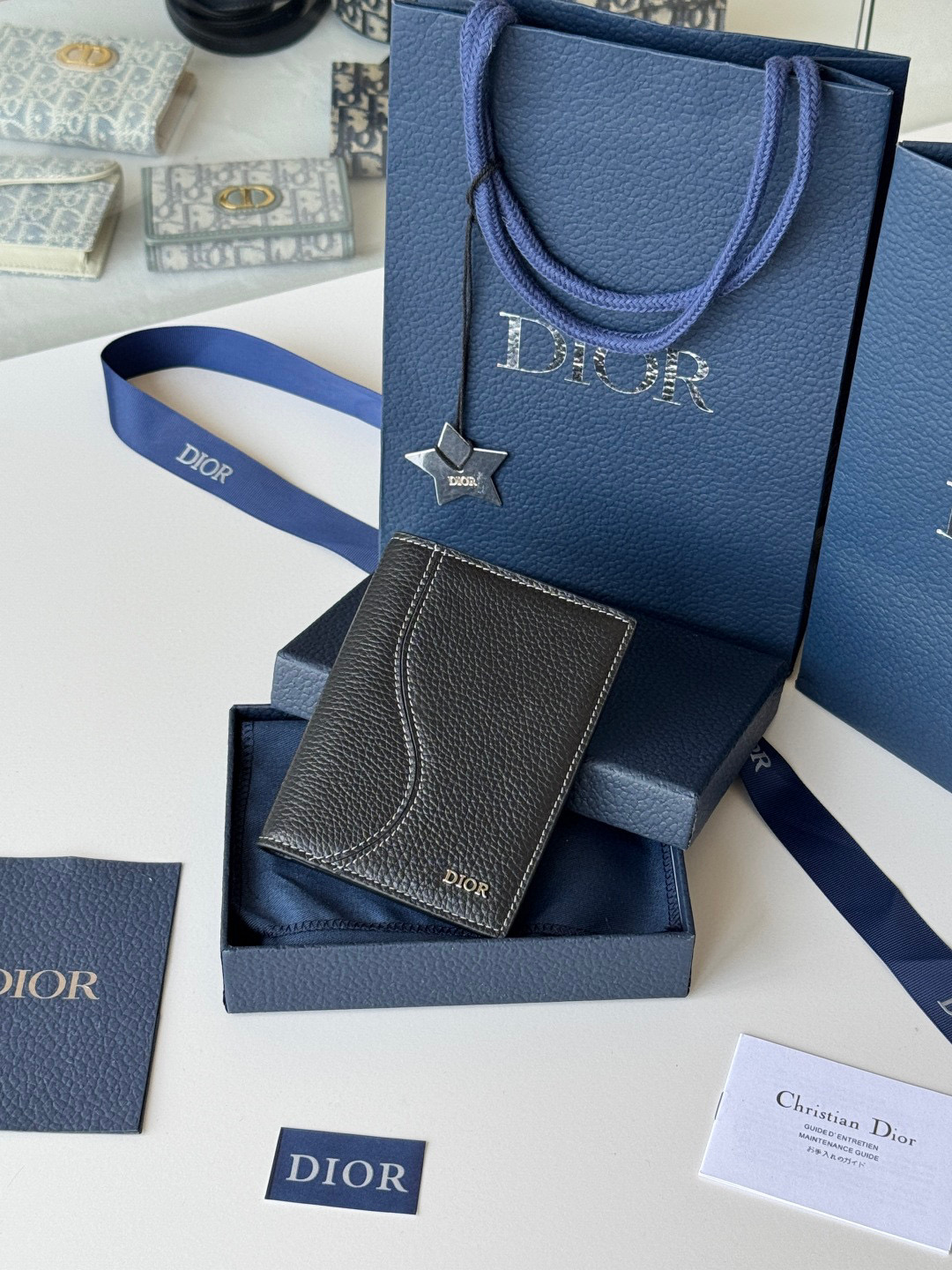 디올  H016-H020 남녀공용 여권지갑