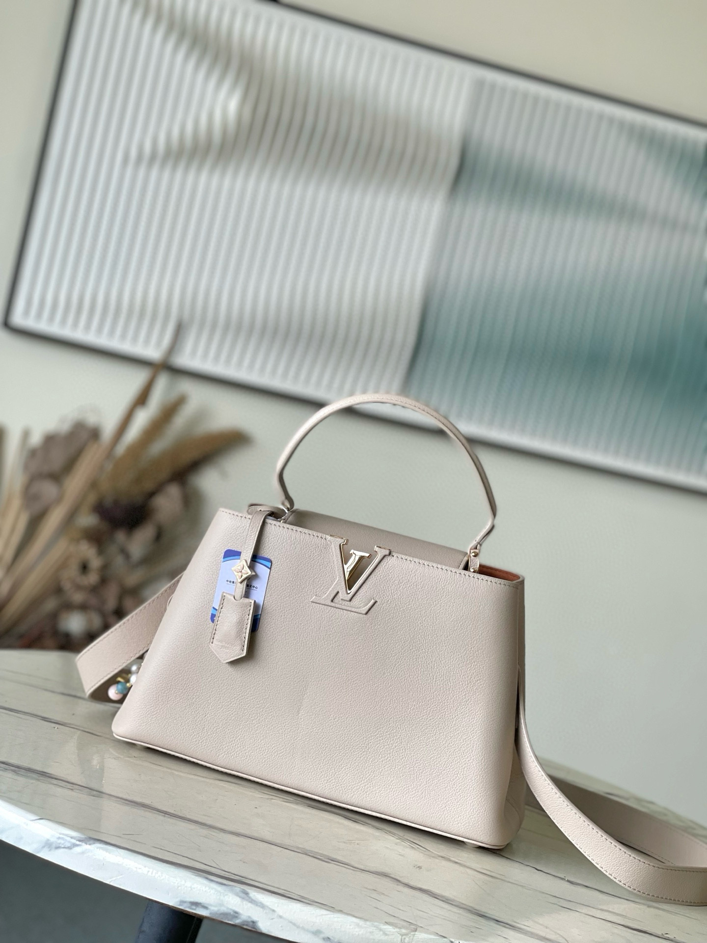 루이비통 M12929 미디움 여자가방