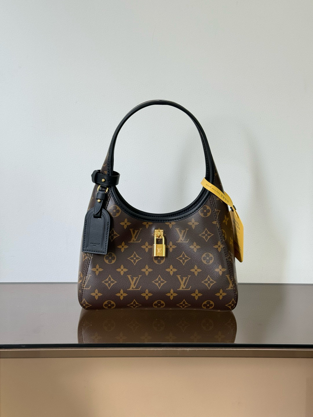 루이비통 M12940 여자가방