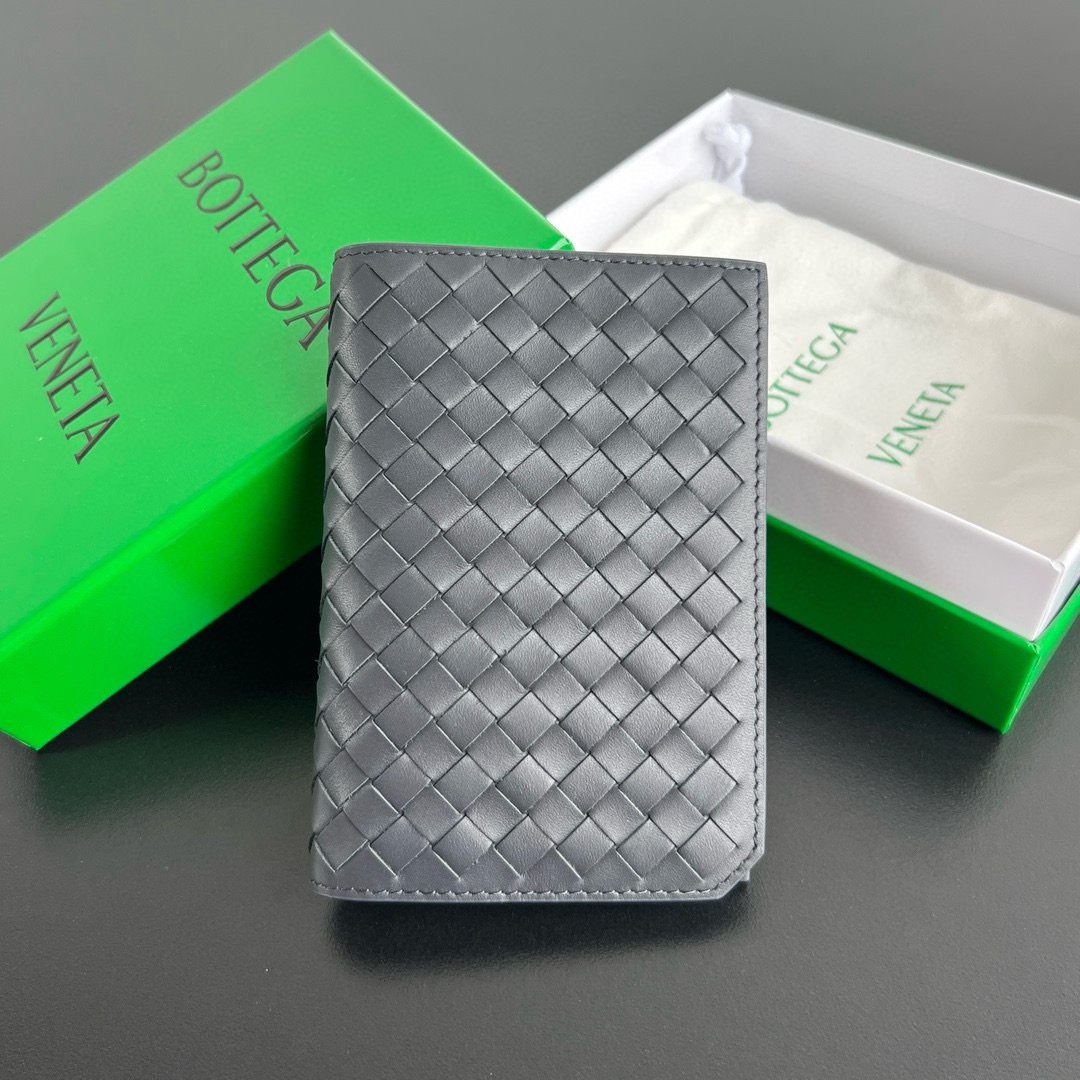 보테가베네타 817398 여권지갑