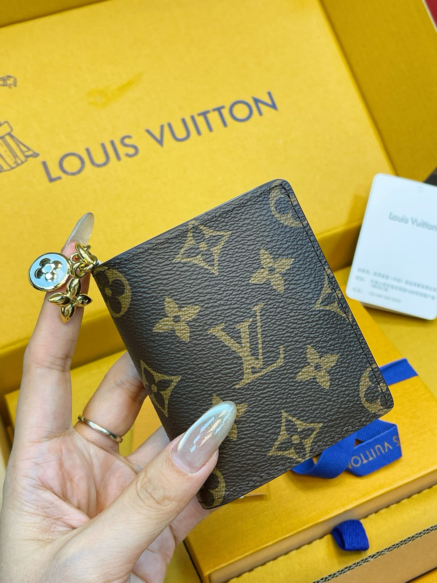 루이비통 M14613 여자 반지갑