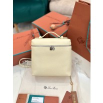 로로피아나 여자가방