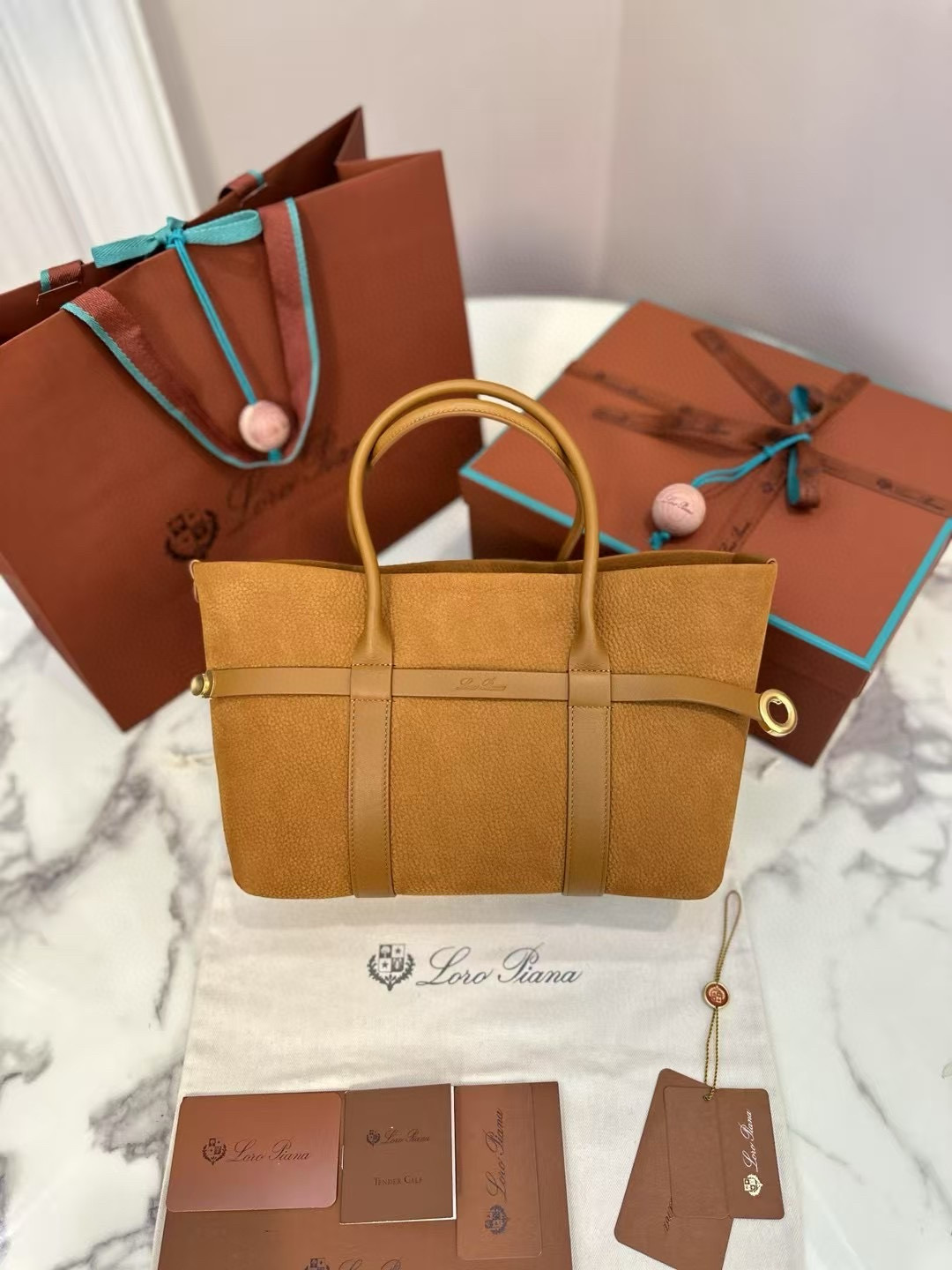 로로피아나 토트백 여자가방