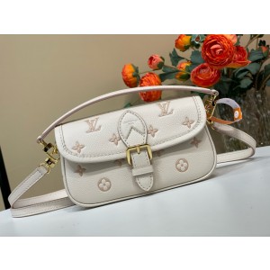 루이비통 M13642  여자가방