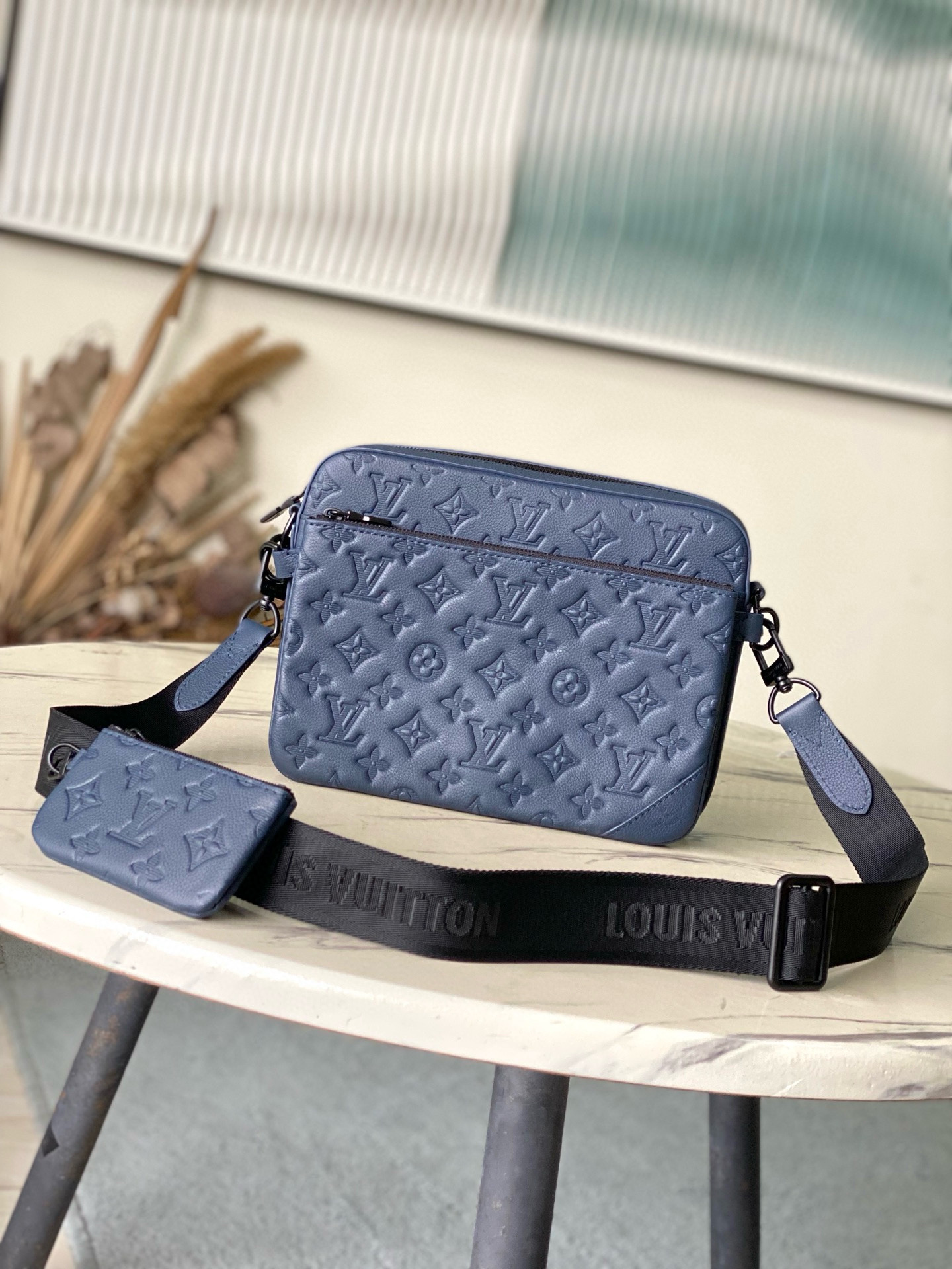 루이비통 M14785 남자가방