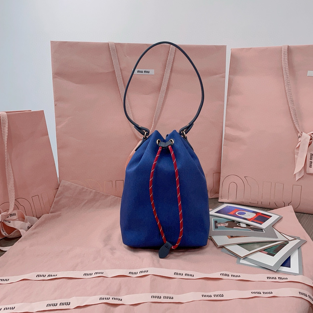 미우미우 5NR038 여자가방