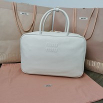 미우미우 5BB117 서류가방