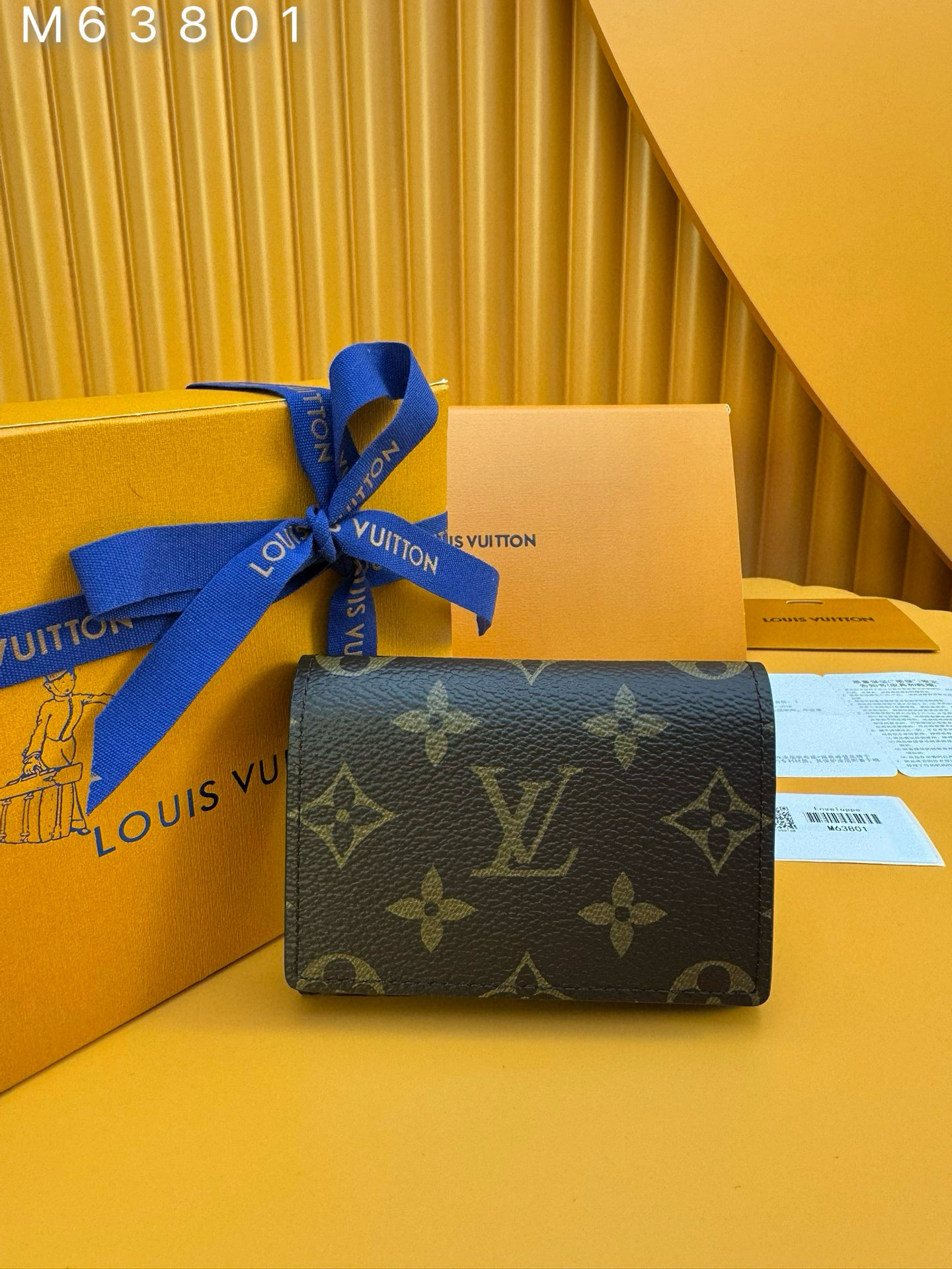루이비통 M63801 카드지갑 머니클립