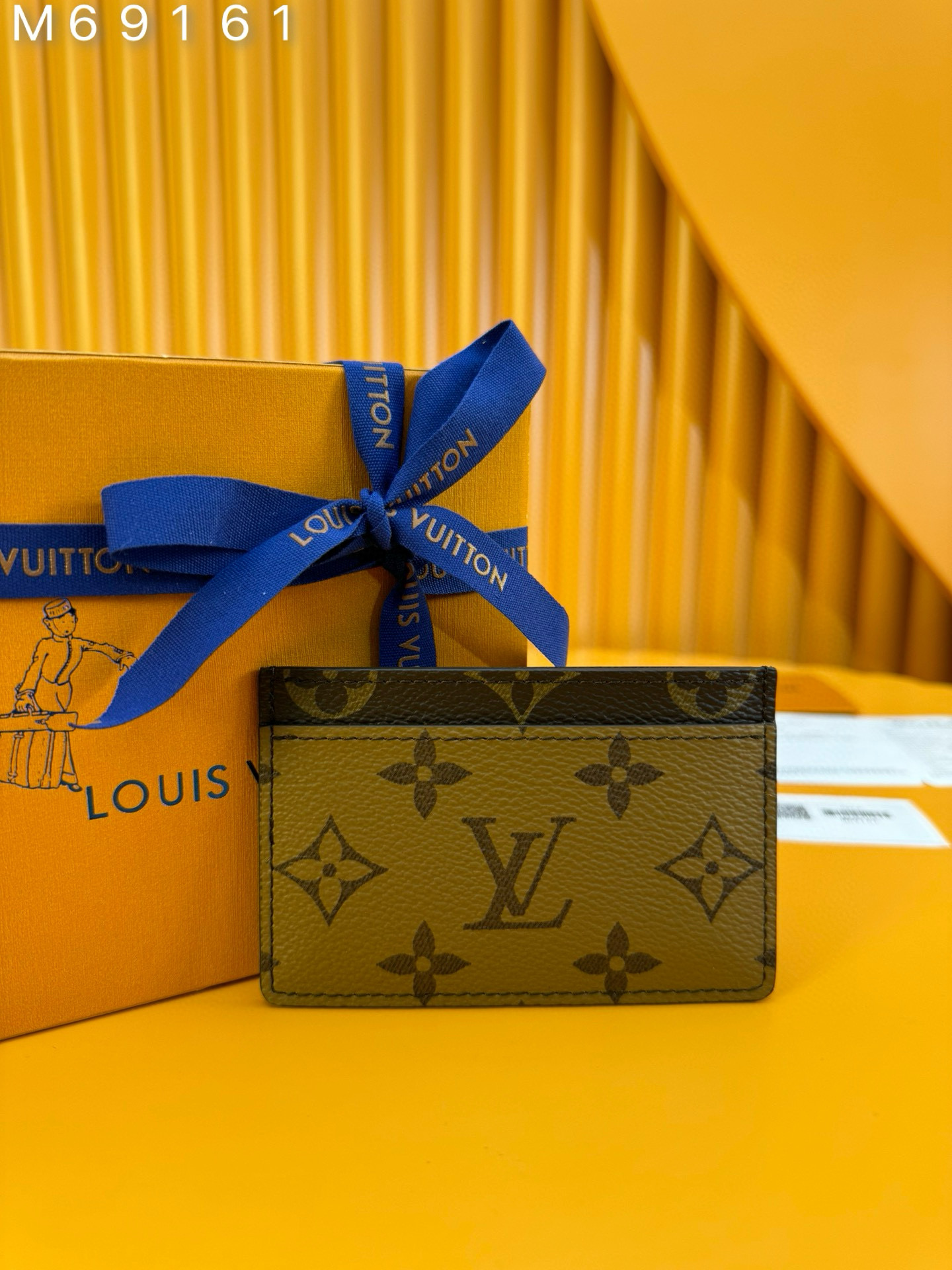 루이비통 M69161 카드지갑 머니클립