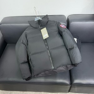 캐나다구스 남자 패딩