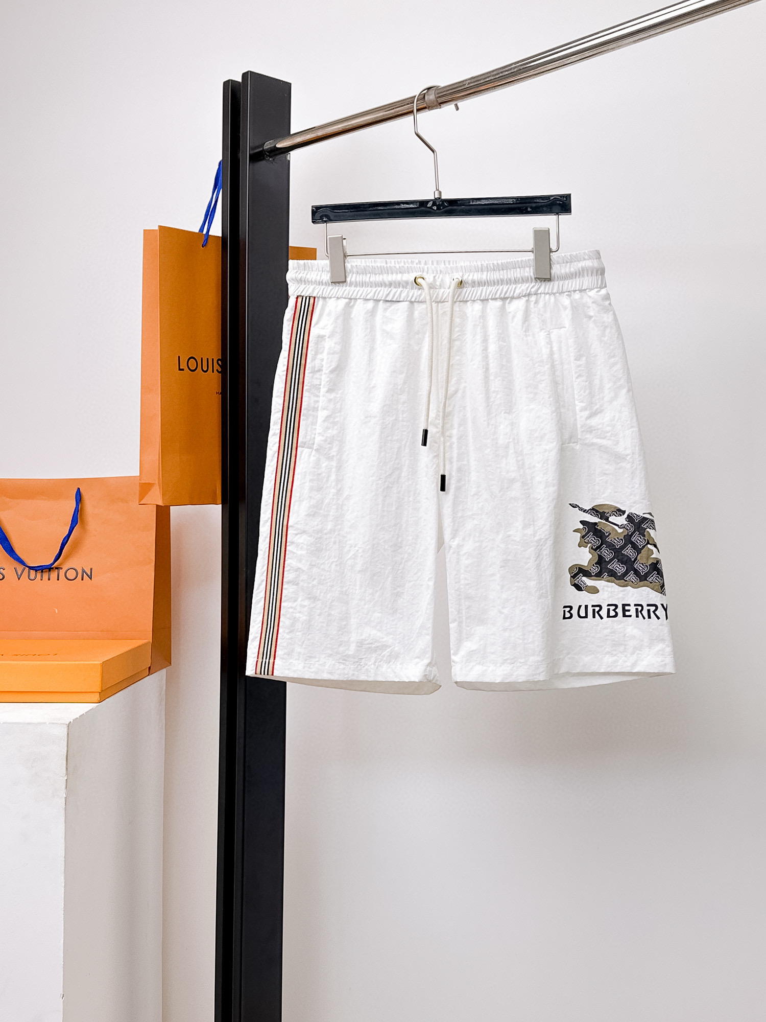 버버리 남자 반바지