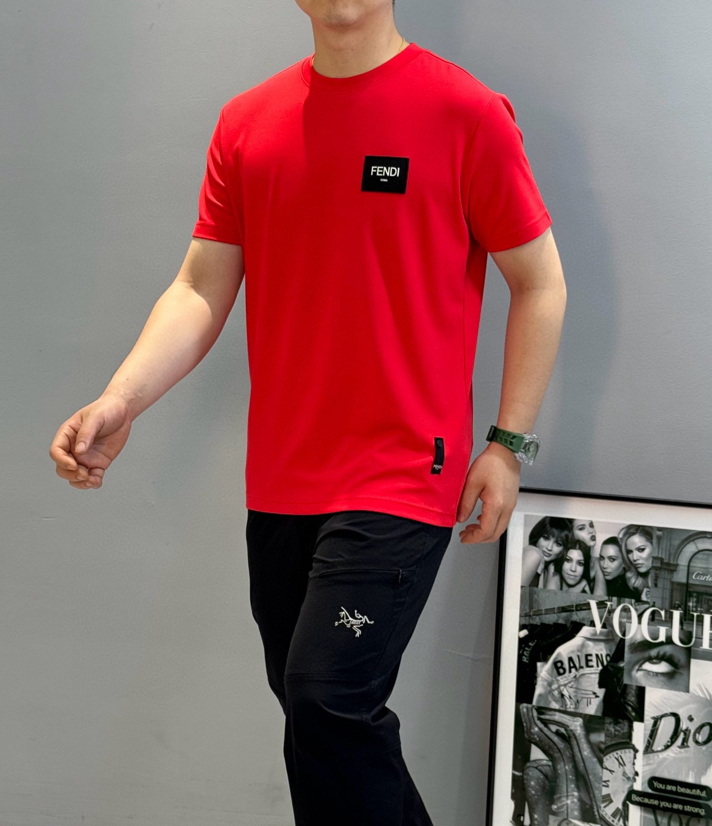 펜디 남자 반팔티