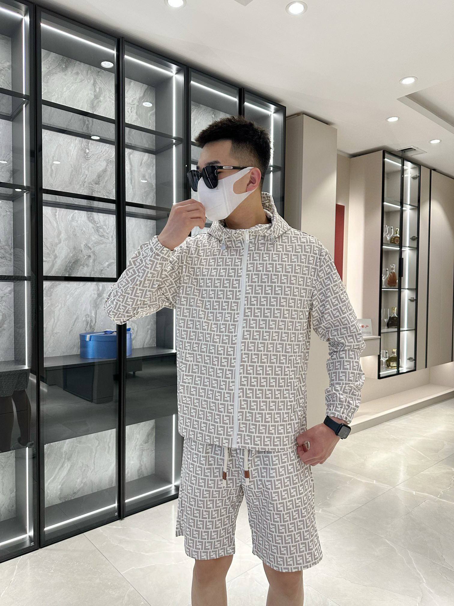 펜디 남자 세트