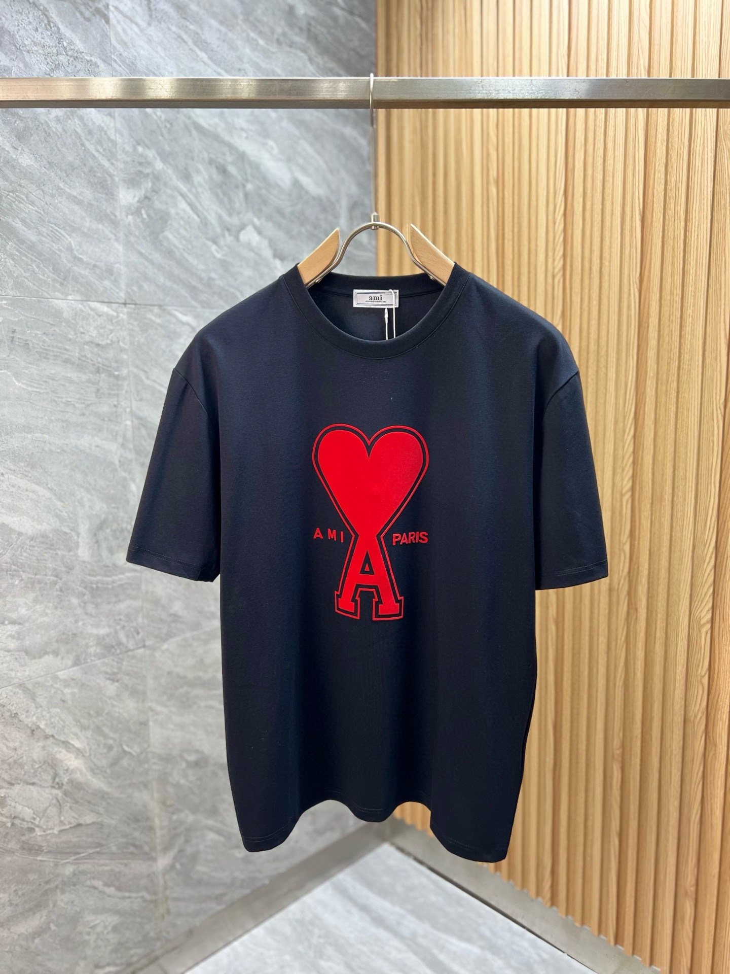 아미 아미리 남자 반팔티