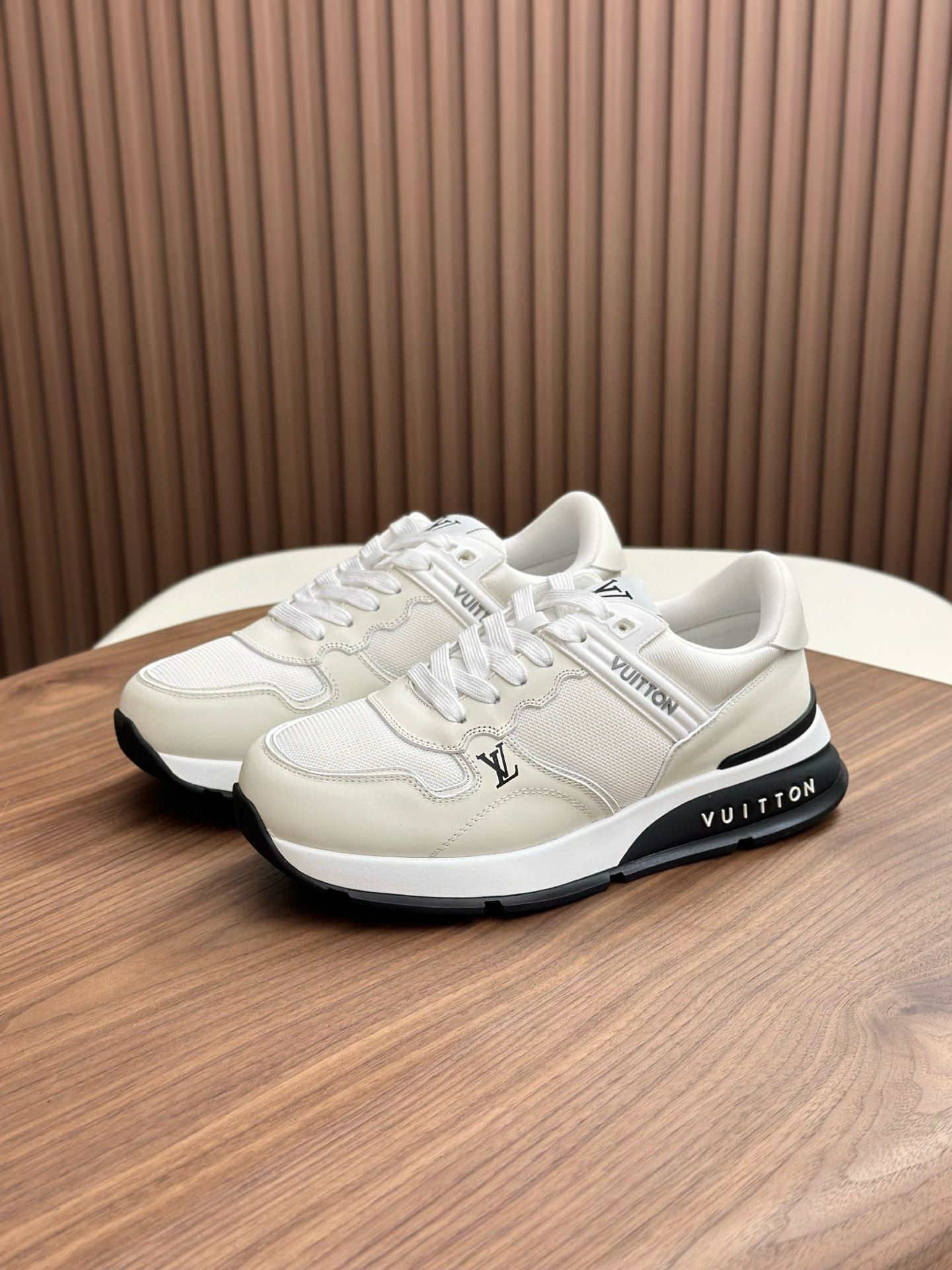 루이비통 남자 신발 운동화 스니커즈